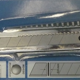 Нож 18мм автоблокировка "Aluminium-auto" (Remocolor) 